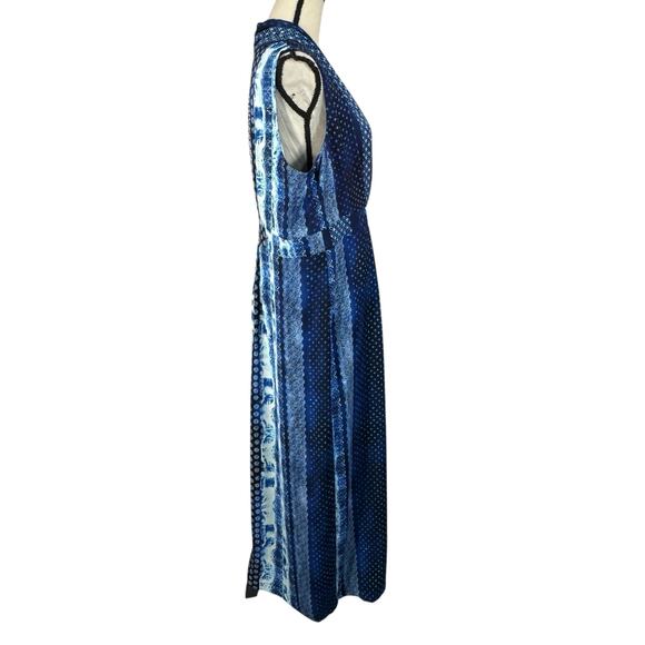 Chico’s SZ 2.5 (Large) Maxi Dress V-Neck Sleeveless Pleats Stretch Rear Zip Blue - Picture 6 of 9